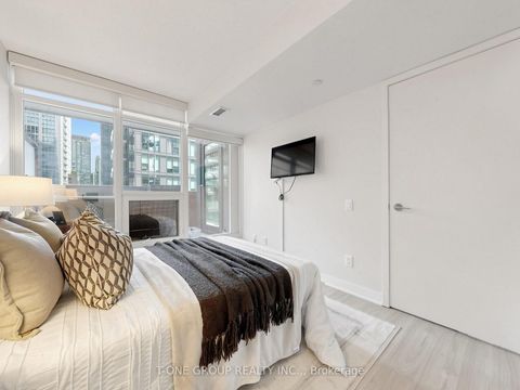 Photo 28 at 309 - 80 Queens Wharf Road, Waterfront Communities C1, Toronto