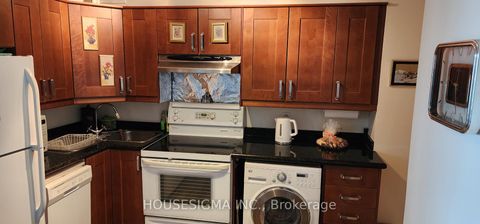 Photo 4 at 505 - 5949 Yonge Street, Newtonbrook East, Toronto