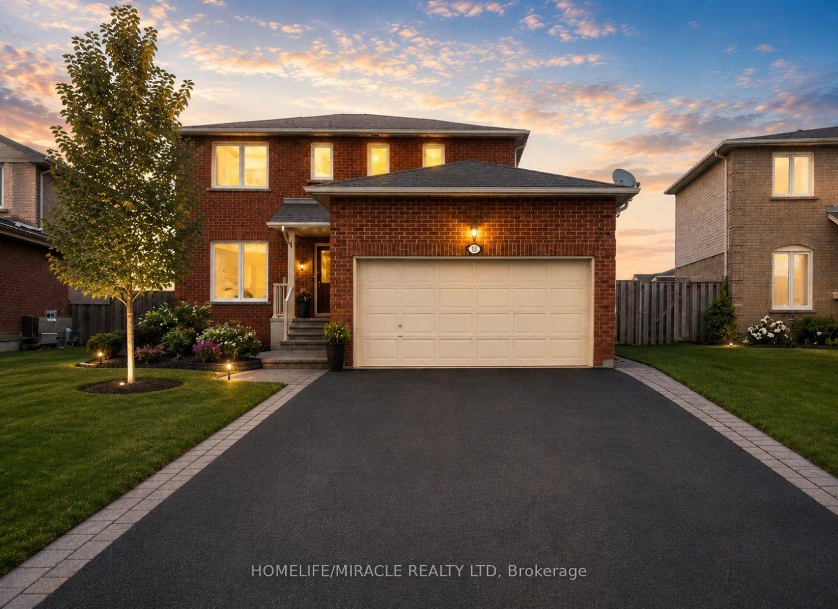 67 Livingstone Street W, Sunnidale, Barrie photo number 2