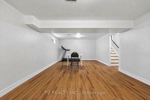 Photo 13 at 22-25 Gosford Blvd. Boulevard N, York University Heights, Toronto