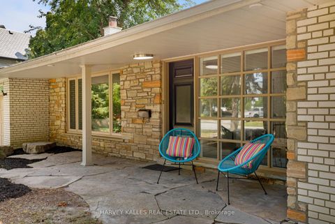 Photo 2 at 215 Edenbridge Drive, Humber Valley, Toronto