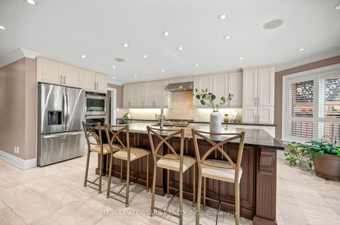 Photo 7 at 139 Rhodes Circle, Glenway Estates, Newmarket