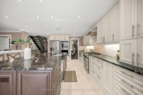Photo 8 at 139 Rhodes Circle, Glenway Estates, Newmarket