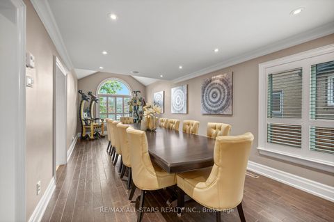 Photo 13 at 139 Rhodes Circle, Glenway Estates, Newmarket