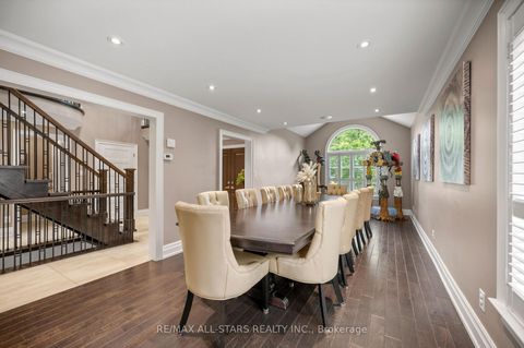 Photo 14 at 139 Rhodes Circle, Glenway Estates, Newmarket