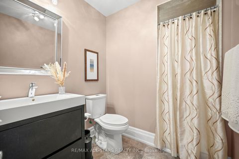 Photo 18 at 139 Rhodes Circle, Glenway Estates, Newmarket