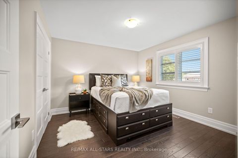 Photo 27 at 139 Rhodes Circle, Glenway Estates, Newmarket
