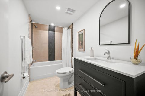 Photo 36 at 139 Rhodes Circle, Glenway Estates, Newmarket
