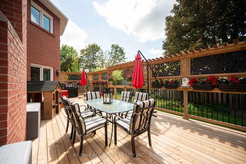 Photo 38 at 139 Rhodes Circle, Glenway Estates, Newmarket
