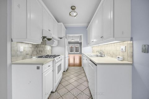 Photo 11 at B - 2283 Lake Shore Boulevard W, Mimico, Toronto