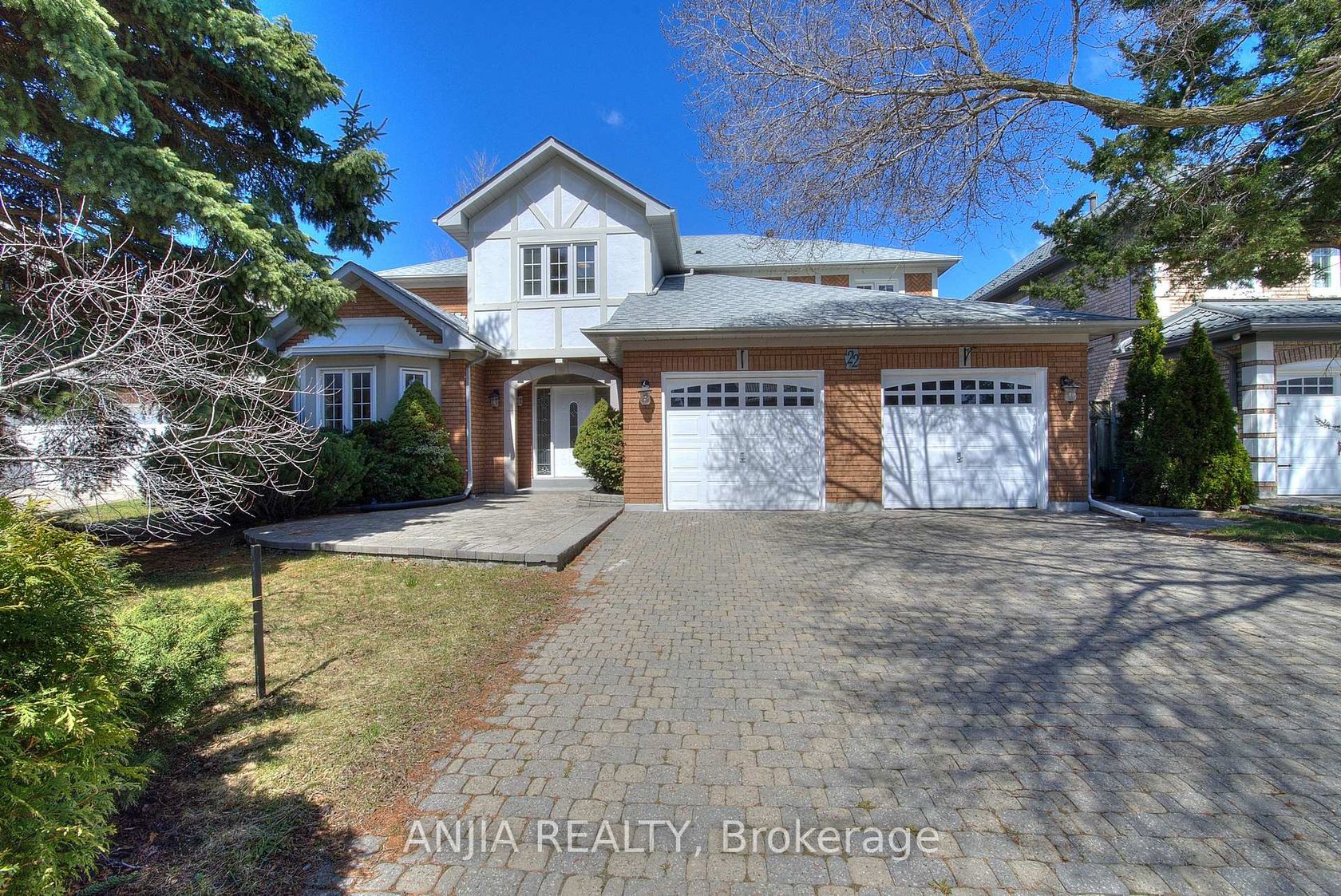 22 Chiltern Hill, Bayview Hill, Richmond Hill photo 3