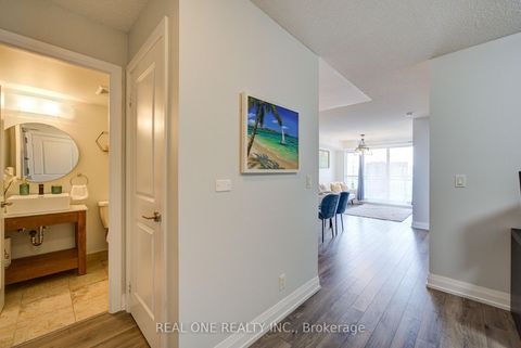 Photo 5 at 707 - 372 Highway 7 E Way, Doncrest, Richmond Hill
