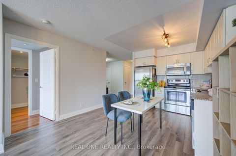 Photo 15 at 707 - 372 Highway 7 E Way, Doncrest, Richmond Hill