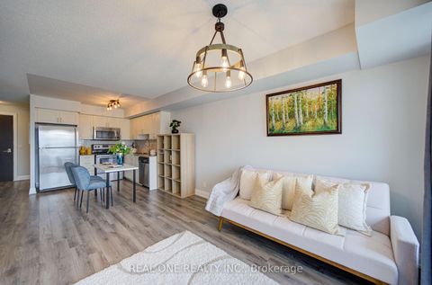 Photo 18 at 707 - 372 Highway 7 E Way, Doncrest, Richmond Hill