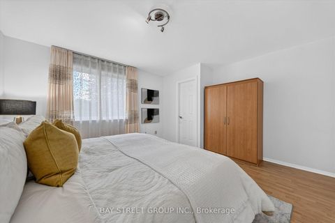 Photo 21 at 95 TINETA Crescent, Malvern West, Toronto