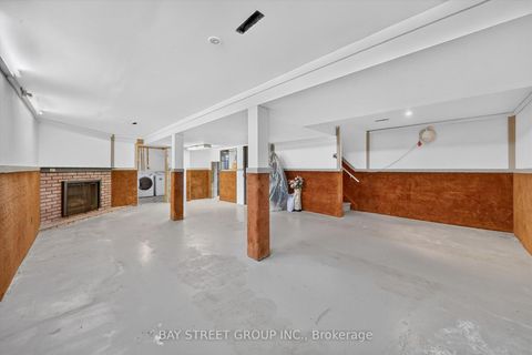 Photo 31 at 95 TINETA Crescent, Malvern West, Toronto