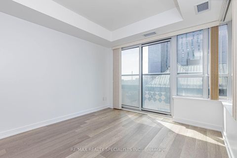 Photo 13 at 604 - 181 Huron Street, Chinatown, Toronto