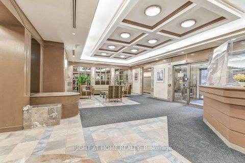 Photo 2 at PH2 - 25 Grenville Street, Bay Street Corridor, Toronto