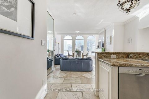 Photo 6 at PH2 - 25 Grenville Street, Bay Street Corridor, Toronto