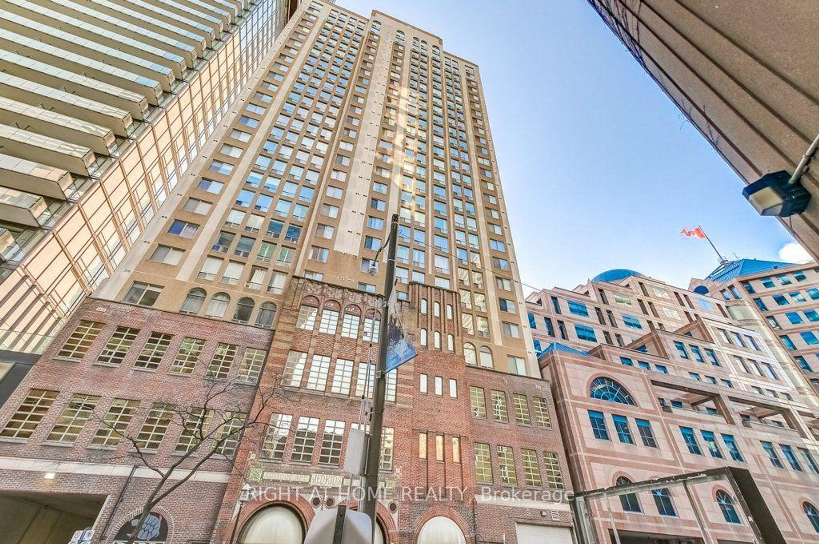 PH2 - 25 Grenville Street, Bay Street Corridor, Toronto photo number 2