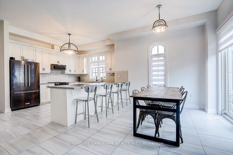 Photo 19 at 56 Botelho Circle, Bayview Southeast, Aurora