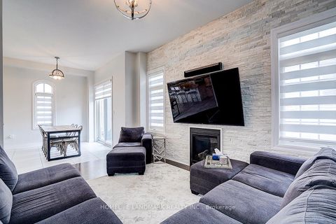Photo 24 at 56 Botelho Circle, Bayview Southeast, Aurora
