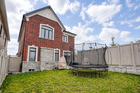Photo 45 at 56 Botelho Circle, Bayview Southeast, Aurora