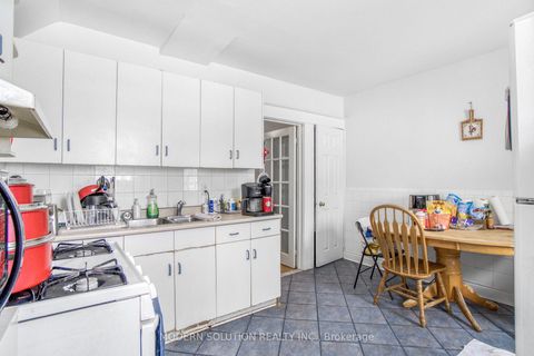 Photo 12 at 2 Rockwell Avenue, Pellam Park, Toronto