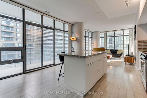 Photo 13 at 710 - 33 Charles Street E, Yonge Corridor, Toronto