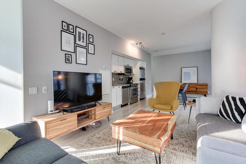Photo 18 at 710 - 33 Charles Street E, Yonge Corridor, Toronto