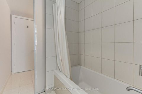 Photo 23 at 710 - 33 Charles Street E, Yonge Corridor, Toronto