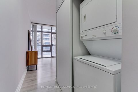 Photo 26 at 710 - 33 Charles Street E, Yonge Corridor, Toronto