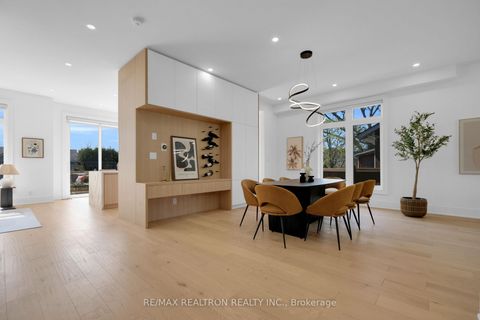 Photo 10 at 28 Ternhill Crescent, Don Mills, Toronto