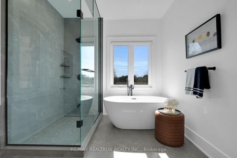 Photo 30 at 28 Ternhill Crescent, Don Mills, Toronto