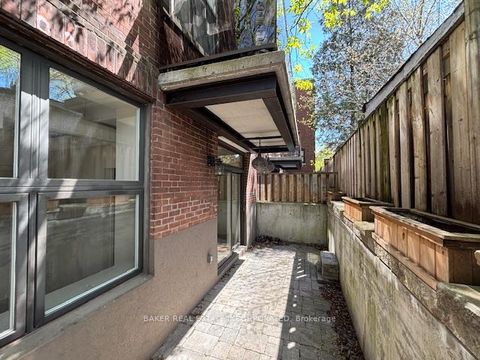 Photo 26 at 107 - 152 Annette Street, Junction Area, Toronto