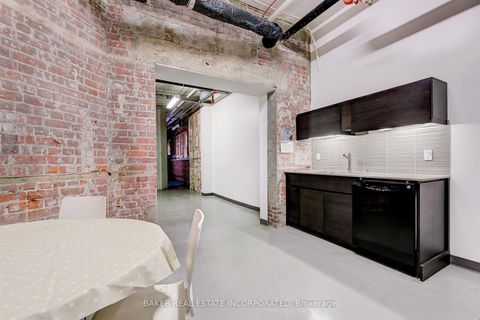 Photo 29 at 107 - 152 Annette Street, Junction Area, Toronto
