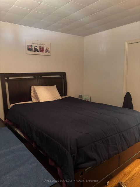 Photo 5 at 73 Aragon Avenue, Sullivan, Toronto