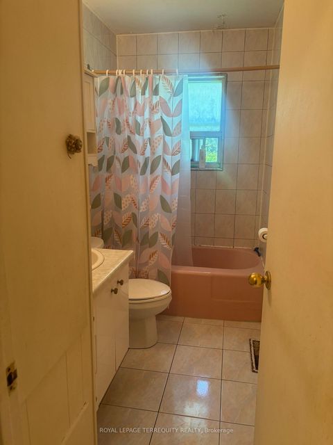Photo 18 at 73 Aragon Avenue, Sullivan, Toronto