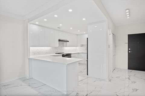 Photo 7 at 408 - 55A Avenue Road, Annex, Toronto