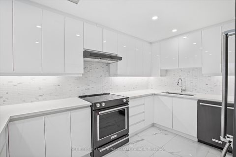 Photo 9 at 408 - 55A Avenue Road, Annex, Toronto