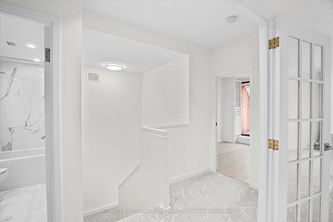 Photo 23 at 408 - 55A Avenue Road, Annex, Toronto