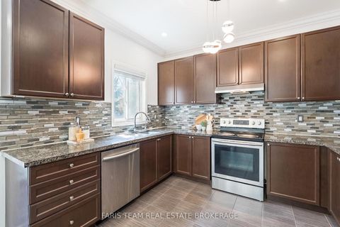 Photo 5 at 787 Freemont Court, Alcona, Innisfil