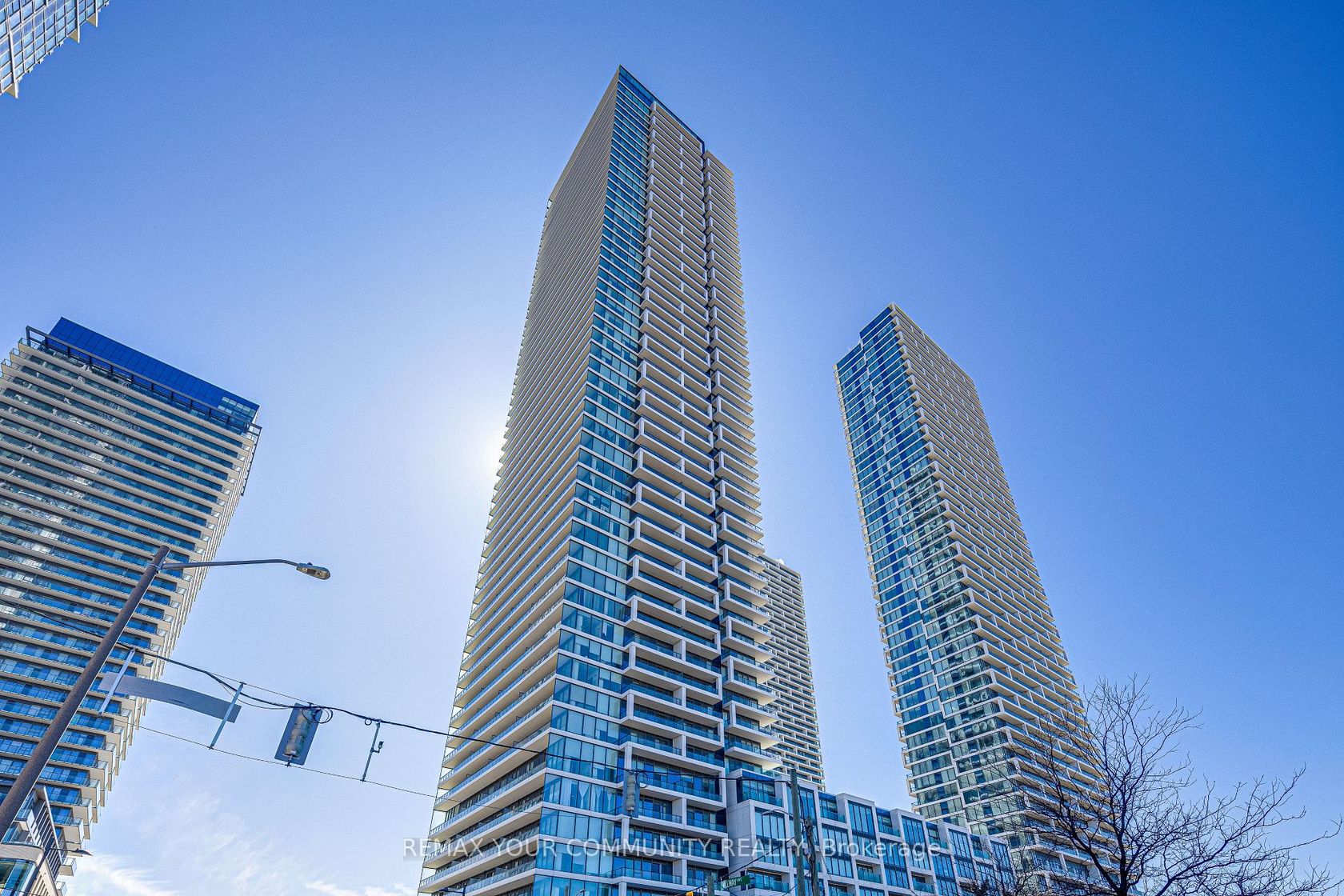 3912 - 950 Portage Parkway, Vaughan Corporate Centre, Vaughan photo 7