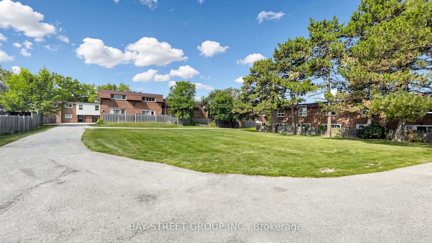 117 - 57 Godstone Road, Don Valley Village, Toronto photo number 2
