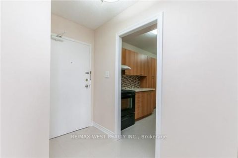Photo 2 at 102 - 370 Dixon Road, The Westway, Toronto