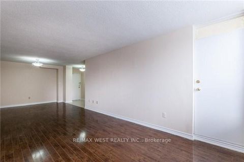 Photo 6 at 102 - 370 Dixon Road, The Westway, Toronto