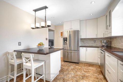 Photo 15 at 18 Terryellen Crescent, Markland Wood, Toronto