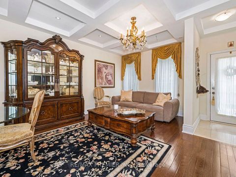 Photo 6 at 14 - 30 Hargrave Lane, York Mills, Toronto