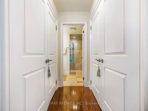 Photo 18 at 14 - 30 Hargrave Lane, York Mills, Toronto
