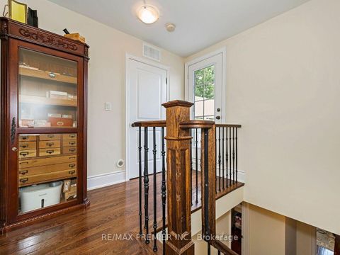Photo 32 at 14 - 30 Hargrave Lane, York Mills, Toronto